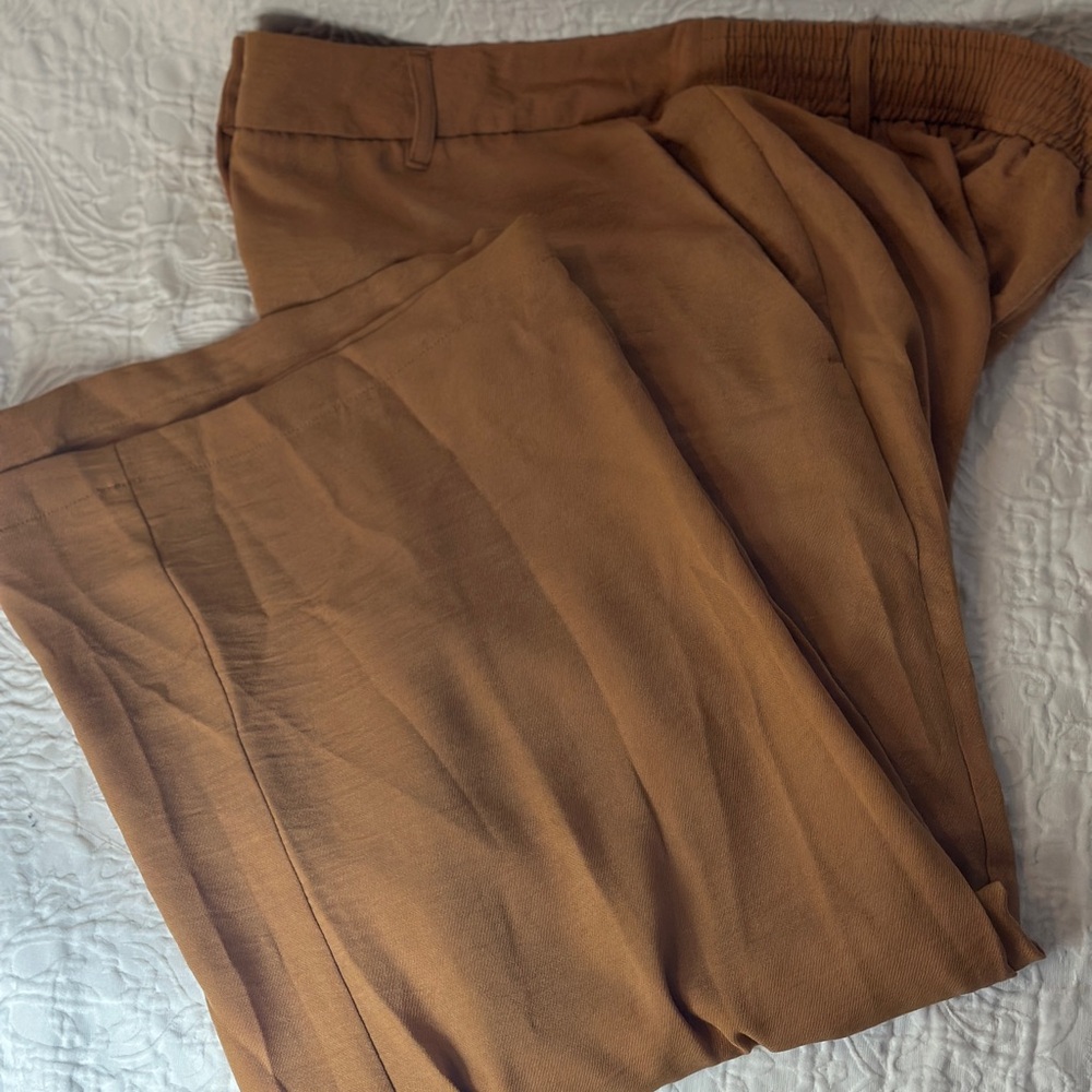 Tan relaxed straight wide leg pants 🥥🤎